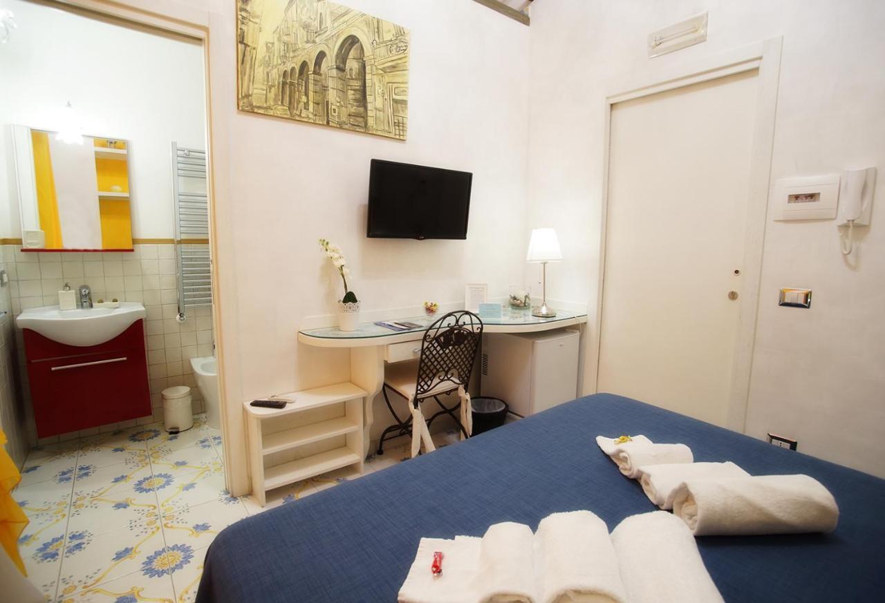 Le Vie Di Napoli B&B Eksteriør bilde