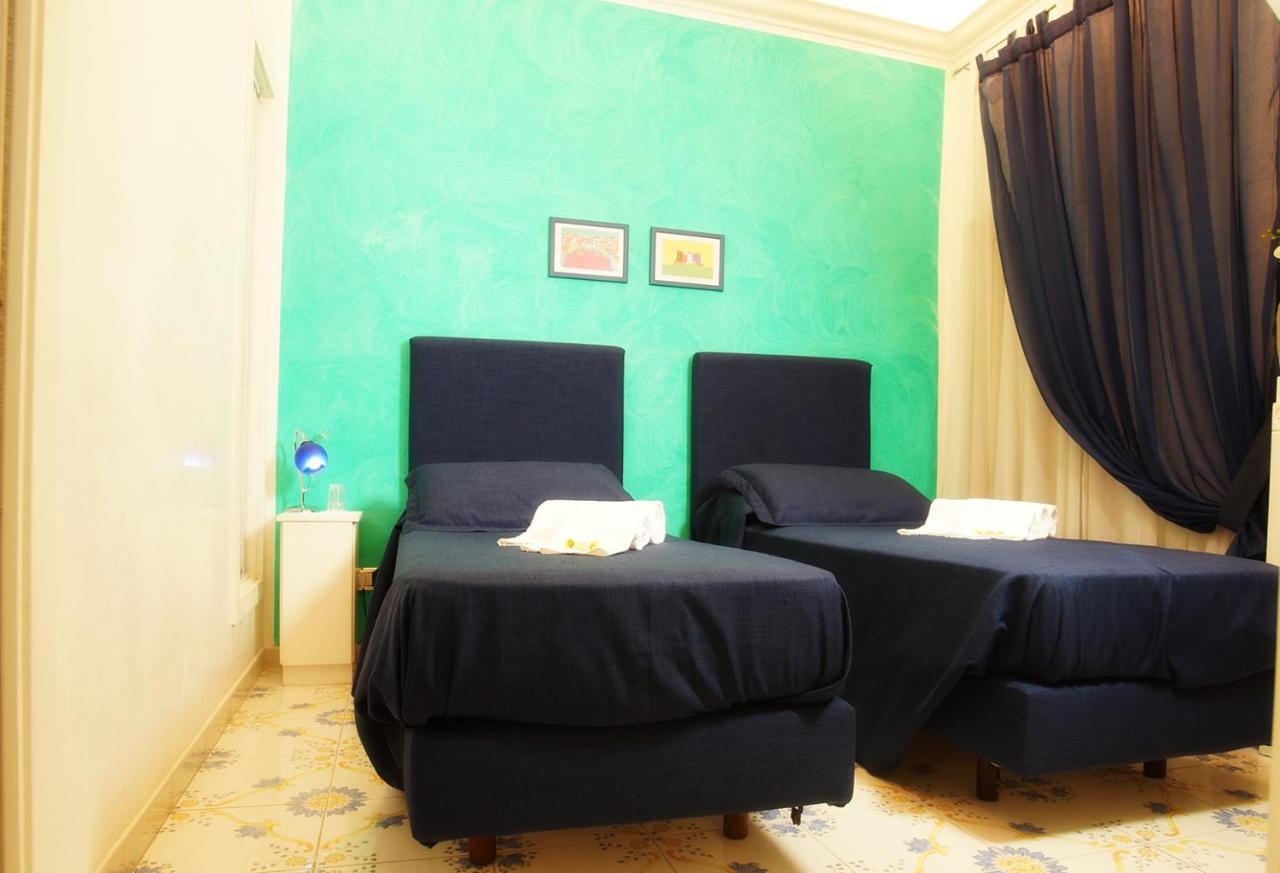 Le Vie Di Napoli B&B Eksteriør bilde